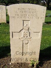 Minturno War Cemetery - Hemingway, Clifford