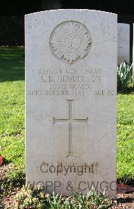 Minturno War Cemetery - Henderson, Alexander David