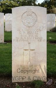 Minturno War Cemetery - Heryet, George William