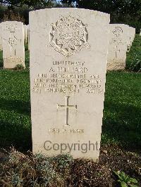 Minturno War Cemetery - Hilliard, Alfred