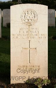Minturno War Cemetery - Hinsley, James Austin