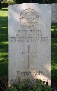 Minturno War Cemetery - Hodgkiss, William Frederick