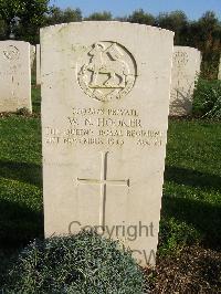 Minturno War Cemetery - Hooker, William Neville