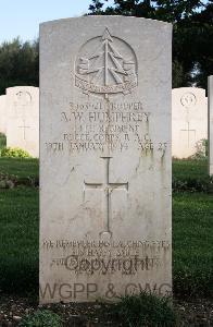 Minturno War Cemetery - Humphrey, Alexander William