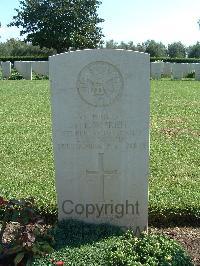 Minturno War Cemetery - Irish, George Frederick Wilfred