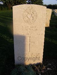 Minturno War Cemetery - Jacob, Ernest William