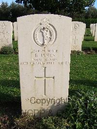Minturno War Cemetery - James, Brynley
