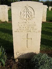 Minturno War Cemetery - Williams, Alfred Kenneth