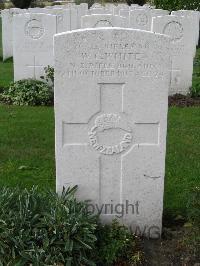 Passchendaele New British Cemetery - White, William Campbell
