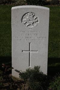 Perth Cemetery (China Wall) - Archer, E