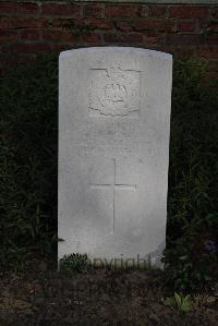 Perth Cemetery (China Wall) - Benvie, Robert