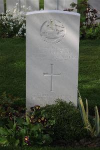 Perth Cemetery (China Wall) - Blezard, G