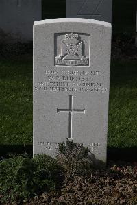 Perth Cemetery (China Wall) - Burnett, W P