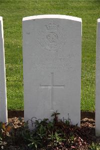 Perth Cemetery (China Wall) - Cooper, T
