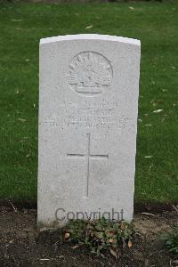 Perth Cemetery (China Wall) - Cherrie, Wane