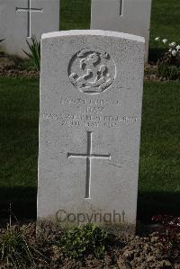 Perth Cemetery (China Wall) - Day, S
