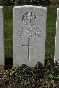 Perth Cemetery (China Wall) - Dennis, G R