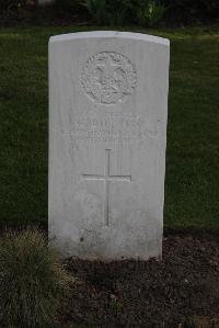 Perth Cemetery (China Wall) - Dutton, G