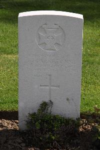 Perth Cemetery (China Wall) - Garnett, Clifford