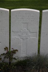 Perth Cemetery (China Wall) - Henderson, Frank