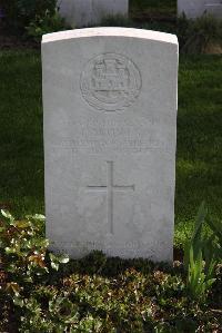 Perth Cemetery (China Wall) - Hills, Frederick Menyn