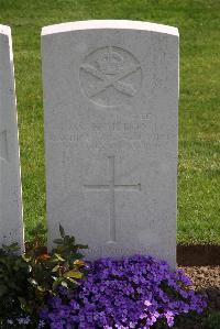 Perth Cemetery (China Wall) - Horton, W