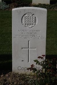 Perth Cemetery (China Wall) - Hoskins, A