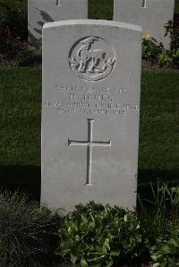 Perth Cemetery (China Wall) - Jones, H
