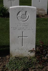 Perth Cemetery (China Wall) - King, J G