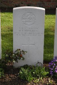 Perth Cemetery (China Wall) - Lawrence, H