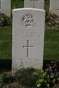 Perth Cemetery (China Wall) - Letts, E R