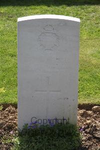 Perth Cemetery (China Wall) - Linton, G F