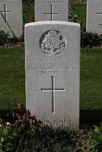 Perth Cemetery (China Wall) - Long, Reginald