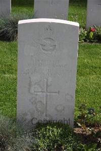 Perth Cemetery (China Wall) - Lowe, Maurice