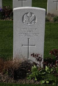 Perth Cemetery (China Wall) - Luff, Arthur