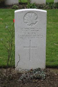 Perth Cemetery (China Wall) - Lloyd, E
