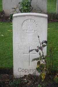 Perth Cemetery (China Wall) - Lugton, William McAllister
