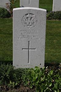 Perth Cemetery (China Wall) - Mason, E E