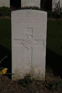 Perth Cemetery (China Wall) - McEntyre, F