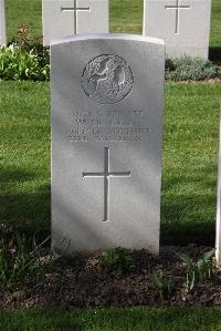 Perth Cemetery (China Wall) - McKean, W