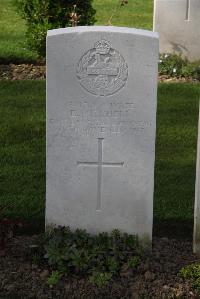 Perth Cemetery (China Wall) - Mitchell, E