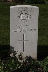 Perth Cemetery (China Wall) - Morris, P J