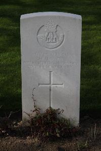 Perth Cemetery (China Wall) - Newby, J