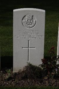 Perth Cemetery (China Wall) - Nicholson, C