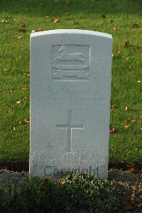 Bedford House Cemetery - Darnbrough, John
