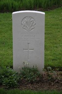 Bedford House Cemetery - Elvidge, Laurence