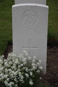 Bedford House Cemetery - Peters, S I
