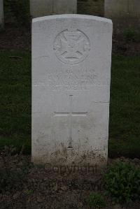 Bedford House Cemetery - Ponting, T W