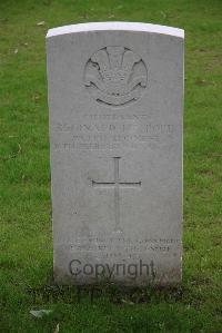 Bedford House Cemetery - Pope, Reginald Thomas Buckingham
