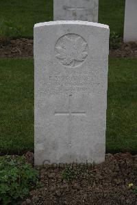 Bedford House Cemetery - Pycraft, R W